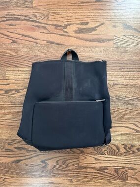 Caraa x Athleta Convertible Backpack